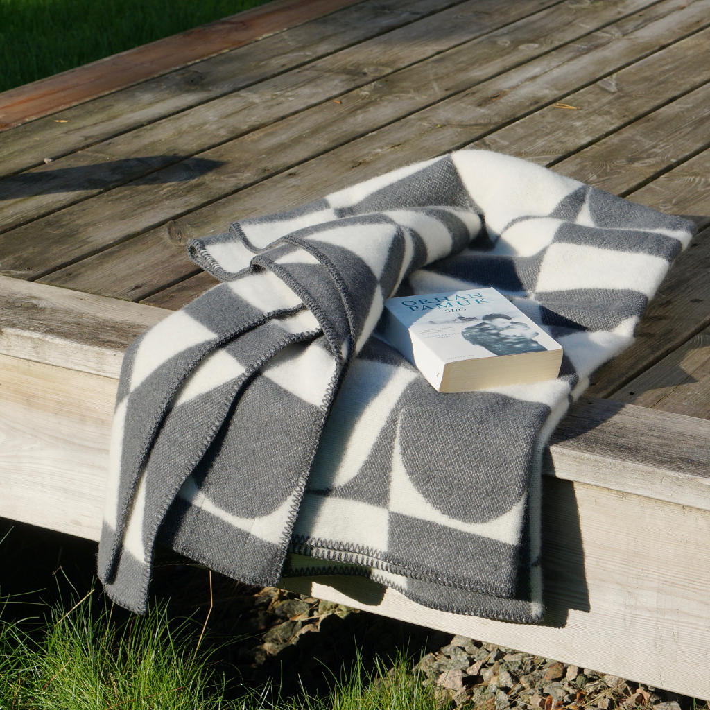 Bows Grå Pläd - Almedahls